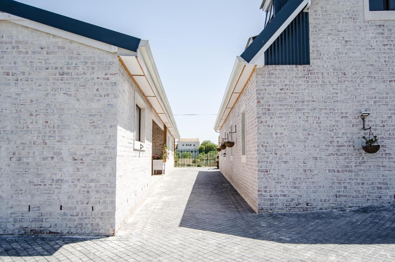 Red Bishop - Birds, Beach & Beauty Apartment Langebaan Exterior photo